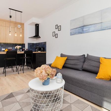 Modern Apartment With Balcony By Noclegi Renters Gdańsk Zewnętrze zdjęcie